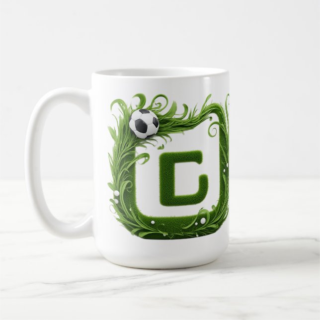 Grönt Gräs Bokstaven G Med Fotboll Kaffemugg (Vänster)