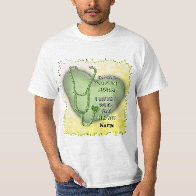 Grönt Heart ObGyn Nurse T Shirt (Framsida)