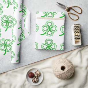 Grönt Klöver Heart St patty Välj omslagning av Presentpapper