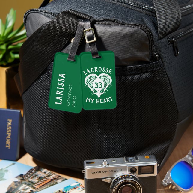 Grönt Lacrosse My Heart Luggage Tag Bagagebricka (Fram & Baksida)