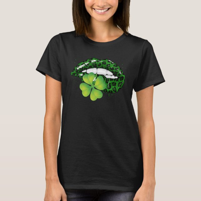 Grönt Leopard Läppar Shamrock Saint patrick's day  T Shirt (Framsida)