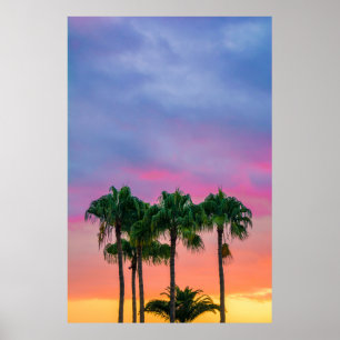 Grönt löv träd under blå himmel under guldhou poster