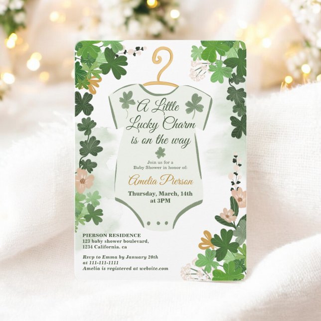 Grönt Lucky Klöver St. Patrick Day Baby Shower Inbjudningar (Green Lucky Clover St. Patrick’s Day Baby Shower Invitation)