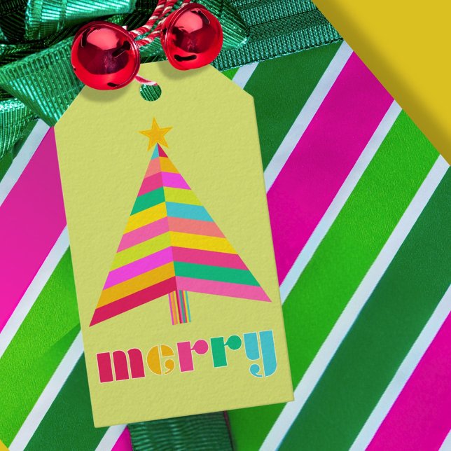 grönt med färgstark stripe Julgran-ljus Presentetikett (merry fun bright geometric stripe tree gift tag with bright pear green background)