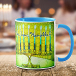 Grönt Menorah Peace Kärlek Hanukkah Modern Script Mugg<br><div class="desc">"Fred, Kärlek, Hanukkah." En närbild av en ljus, färglös, grönt och gult Artsy-menorah hjälper dig att sätta dig upp i helgdag av Hanukkah i stil. Känn julhelgens värme och glädje när du dricker ur detta fantastiska, moderna, färgstarka Hanukah-kaffe mugg. Gör en slående uppsättning på fyra mugg när den köps med...</div>