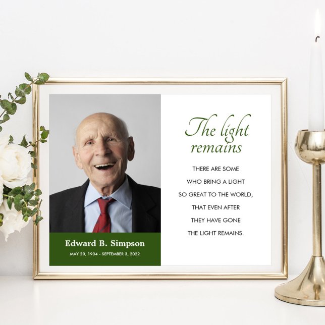 Grönt Minnesdikt Med Foto Där Ljuset Förblir Poster (Skapare uppladdad)