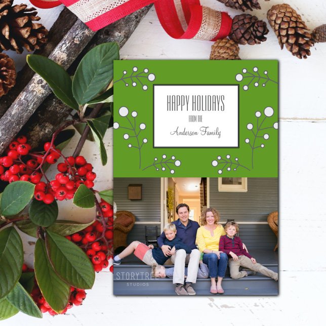 Grönt Modern Berry Helgdag-fotokort Inbjudningar (Green Modern Berry Holiday Photo Card)