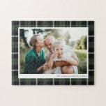 Grönt Modern familjefoto för rustiska tjärtan-kont Pussel<br><div class="desc">Grönt modern fotogåva från rustic tartan. Snyggtens moderna elegant.</div>