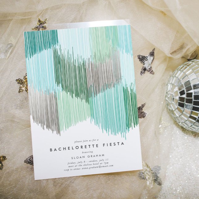 Grönt Modern Fringe Bachelorette-partiets inbjudan (Green modern fringe bachelorette party invitation.)