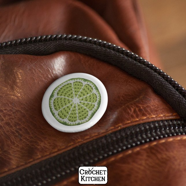 Grönt Modern Minimal Fresh Crochet Lime Slice Knapp (Skapare uppladdad)