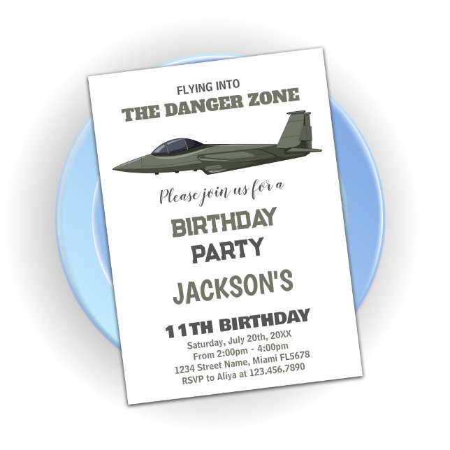 Grönt Mörk Bekämpning av Jet-födelsedagsinbjudning Inbjudningar (Green Dark Fighter Jet Birthday Invitations)