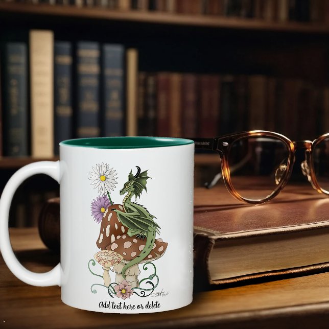 Grönt Mushroom Dragon Fantasy Flowers Två-Tonad Mugg (Skapare uppladdad)