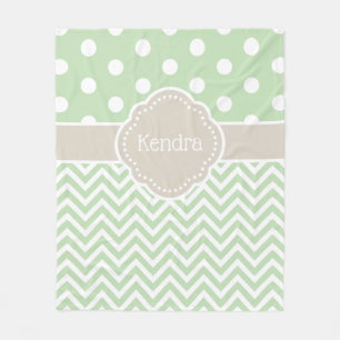 Grönt och Beige Polka Dot Chevron Monogram Fleecefilt