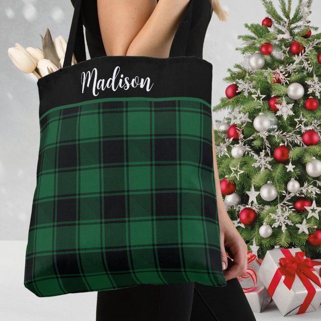 Grönt och Black Tartan Play Anpassningsbar Tygkasse (Green and Black Tartan Plaid Custom Tote Bag for the Christmas Holiday Season - just add your name!)