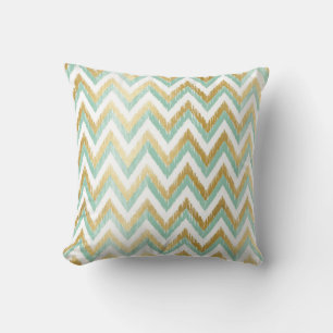 Grönt och Faux Gold Foil Chevron Ikat Mönster Kudde