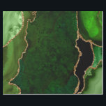 Grönt och Guld Faux Glitter Agate Presentpapper<br><div class="desc">Denna elegant och denna glamorösa papper är mångsidig och kan användas för ge gåvor eller konstprojekt och hantverksprojekt. Det är idealiskt för alla tillfälle som födelsedagar, bröllop, möhippor, babyduschar, årsdagar eller allmänna gåvor. Den har grönt marble-agate på en bakgrund av en nödlidande grönt. Faux glitter accents och abstrakt print skapar...</div>