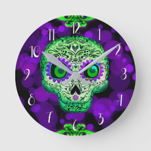 Grönt och Lila Glowing Sugar Skull Halloween Rund Klocka
