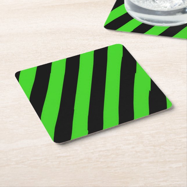 Grönt och svart diagonal rand mönster underlägg papper kvadrat (Vinklad)