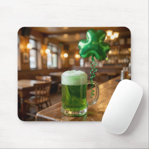 Grönt öl och ballong på St. Patrick's Day Musmatta