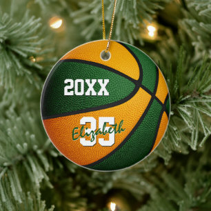 grönt orange-pojkar flickor som håller basket julgransprydnad keramik