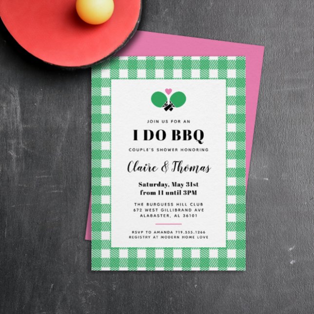 Grönt Pached I gör BBQ Ping Pong-inbjudan Inbjudningar (preppy pink, green and white gingham plaid country club I Do BBQ invitation)