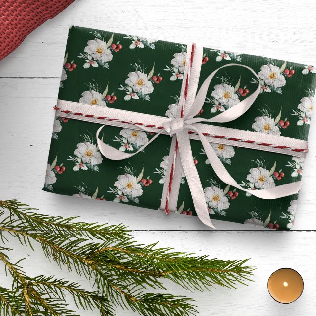 Grönt Papper radbrytning av botaniskt Helgdag Presentpapper (Green Boho Floral Christmas Botanical Holiday Wrapping Paper by Painted Paperie
)