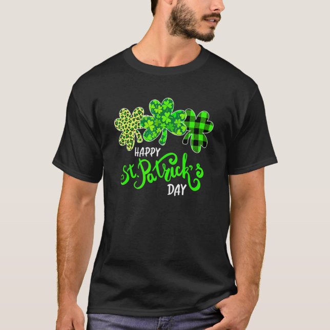 Grönt Play Leopard Shamrock St patrick's day Iris T Shirt (Framsida)
