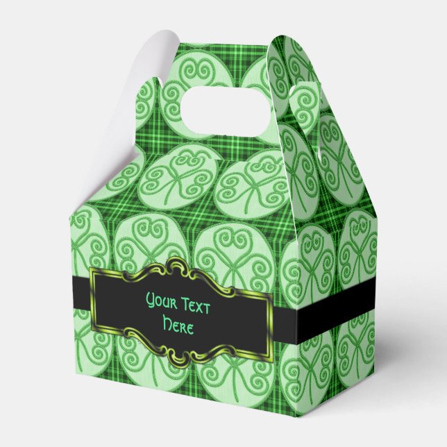 Grönt Play Shamrock Mönster Gable Favor Box Presentaskar (Framsidan Sidan)