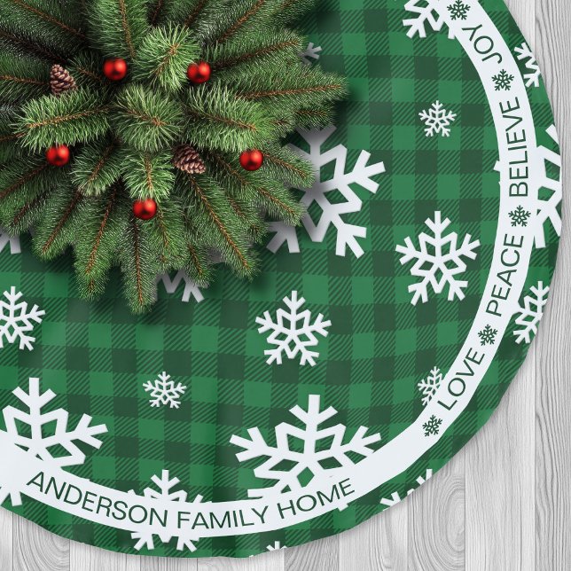 Grönt Play Snowflake Festive Ord jul Julgransmatta Borstad Polyester (Green Plaid Snowflake Festive Words Christmas Brushed Polyester Tree Skirt)
