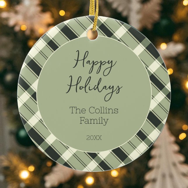 Grönt PMönster Modern Script Glad helg Julgransprydnad Keramik (Green Plaid Pattern Modern Script Happy Holidays Ceramic Ornament)