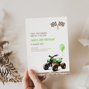 Grönt Quad Bike 2:a födelsedagsinbjudan Inbjudningar