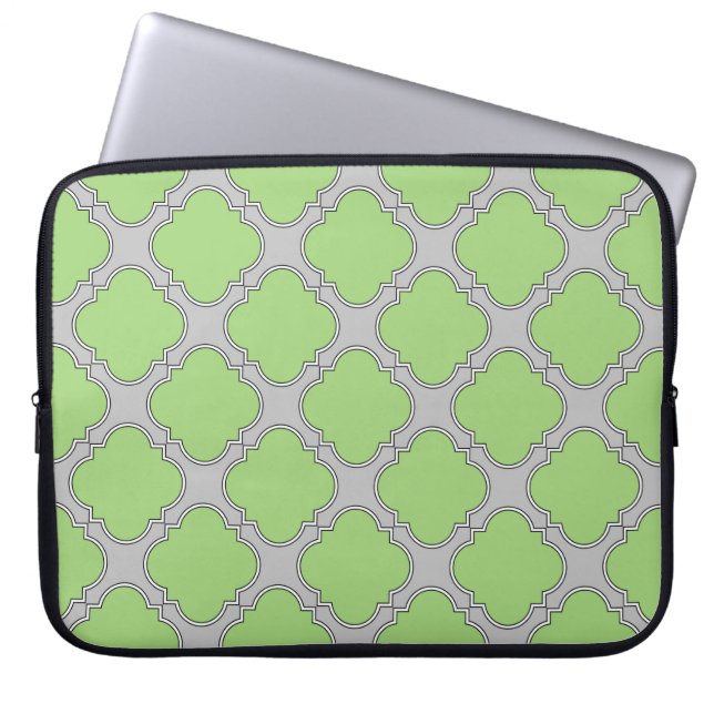 Grönt Quatrefoil Laptop Fodral (Framsidan)