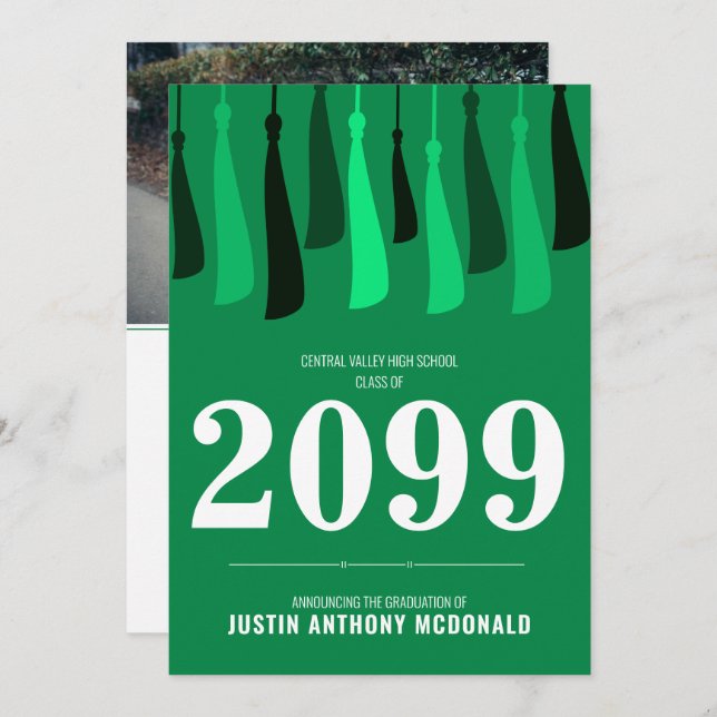 Grönt rad med inbjudan till fotofotot Studenten (Fram/baksida)