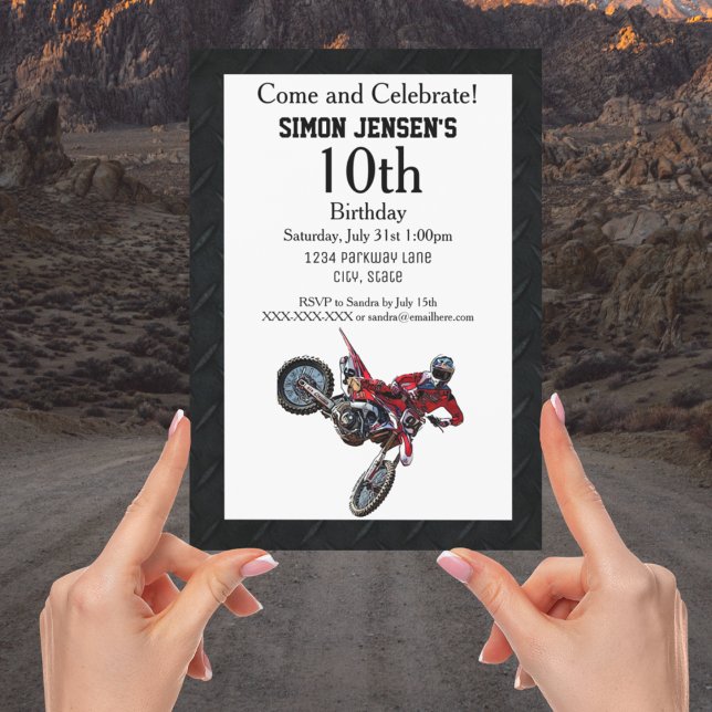 Grönt Red Bike Sports Boy Birthday-inbjudningar Inbjudningar (Skapare uppladdad)