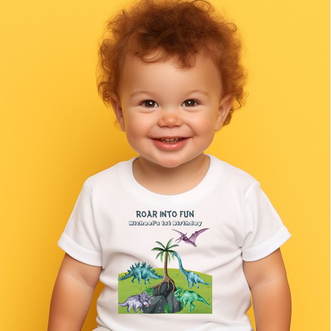 Grönt Roaring Jurassic Dinosaurs T Shirt (Skapare uppladdad)