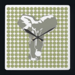 Grönt Safari Dot med Pop Art Elephant Fyrkantig Klocka<br><div class="desc">Mod polka dot mönster i Emporio Moffas "Safari"-palett i färg med PP Art Elephant-design på framsidan och på baksidan.</div>