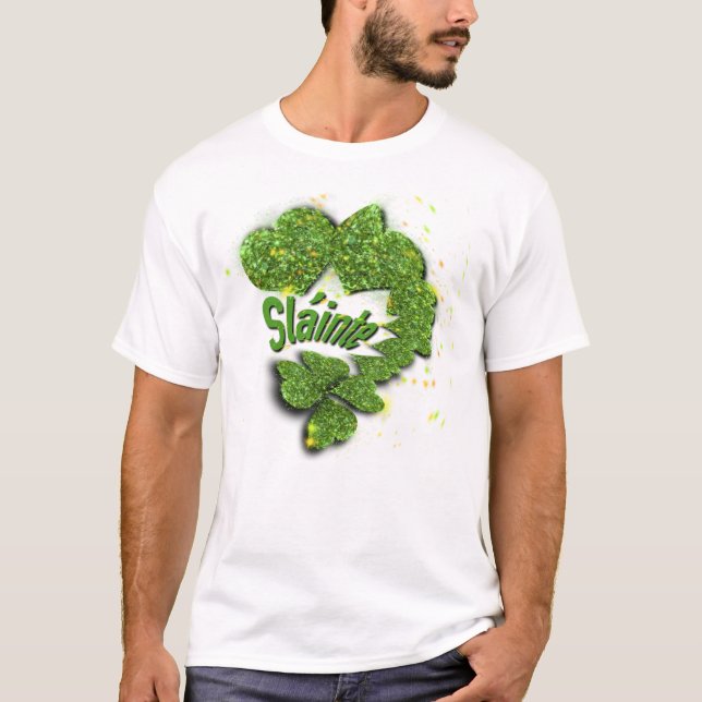 Grönt Shamrocks | Pärlande hjärtan Shainte T Shirt (Framsida)