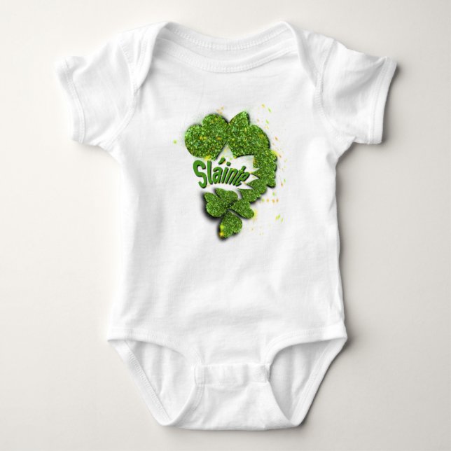 Grönt Shamrocks | Pärlande hjärtan ShainteT-Shirt T Shirt (Framsida)