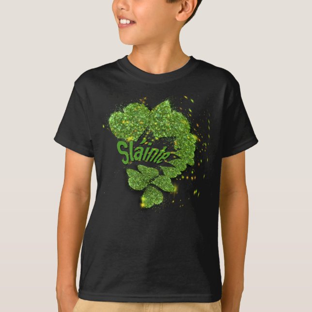 Grönt Shamrocks | Pärlande hjärtan ShainteT-Shirt T Shirt (Framsida)