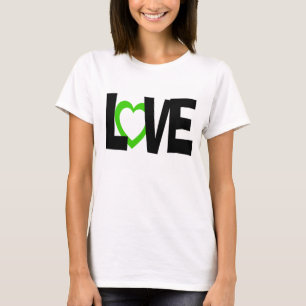 Grönt, svart skjorta av kärlek hjärta ord bröllop t shirt