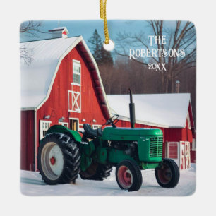 Grönt Tractor and Red Barn Julgransprydnad Keramik