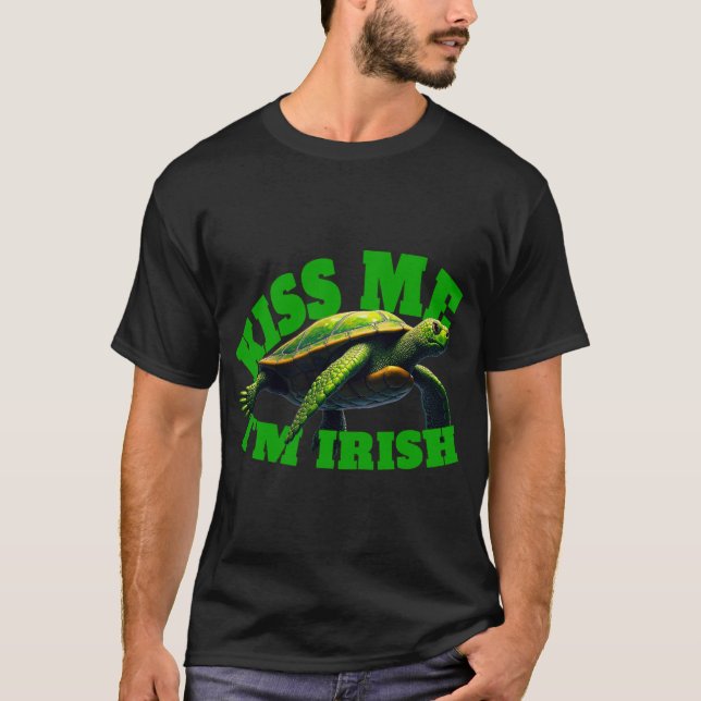 Grönt Turtle - Kiss Me jag är Irish T Shirt (Framsida)