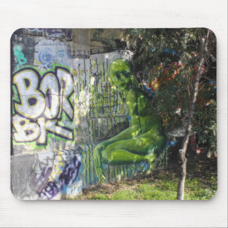 Grönt Visitor från Rymden Graffiti Musmatta