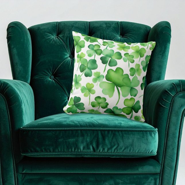 Grönt Watercolor Shamrock Kudde (Skapare uppladdad)