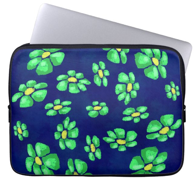 Grönt Whimsical Flowers Daisys on Blue Background Laptop Fodral (Framsidan)