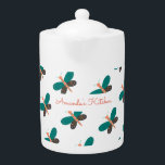 Grönt White Butterfly Dragonfly Mönster Elegant<br><div class="desc">Grönt White Elegant Butterfly Dragonfly mönster tekanna. Användan anpassar mallalternativet om du vill ändra text. Använda Redigera verktyg om du vill ändra texten färg.</div>