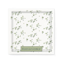 Grönt Woodland tema allt i en bröllopsinbjudan