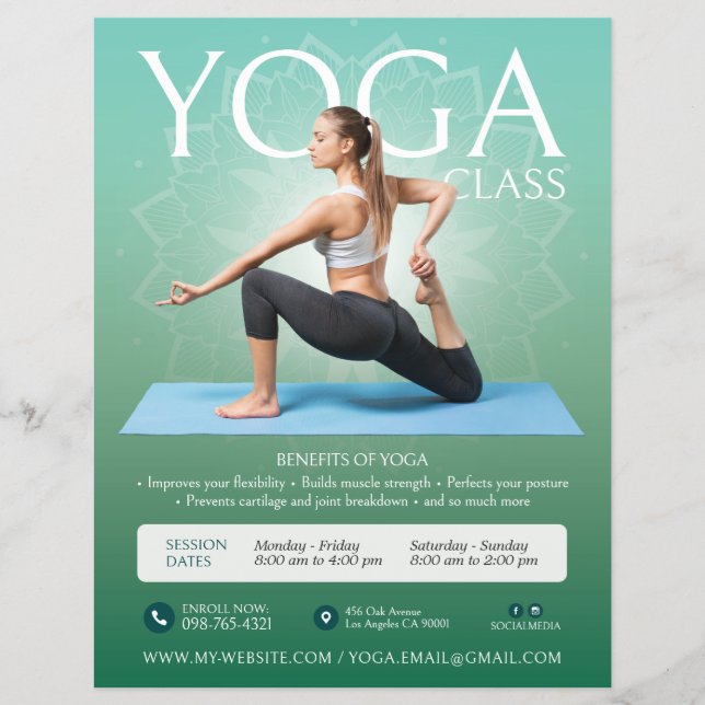 Grönt Yoga Instructor Studio Classes Flyer (Framsidan)
