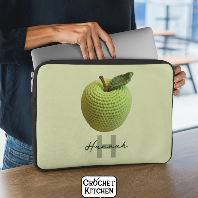 Grönten Crochet Apple Monogram Namn Laptop Fodral (Skapare uppladdad)