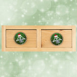 Grönten för det underliga skelettet Santa Hat Orna<br><div class="desc">Den här keramiska lådan har en rolig julklapp som håller röda prydnadsföremål och grönt upp till ögon med en röd julhatt på en mörk grönt bakgrund täckt av skuggande guld-stjärnor.</div>
